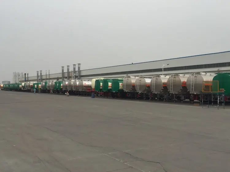 Stainless Steel Fuel Tank Trailer Manufacturers